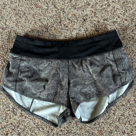 Lululemon Speed Up Short Velocity Mesh Island Mist Black Size 4 - Picture 2 of 8
